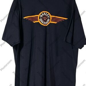 Harley Davidson Men’s 2XL t shirt.